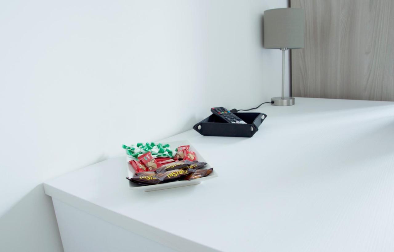Minerva Rooms Παβία Εξωτερικό φωτογραφία