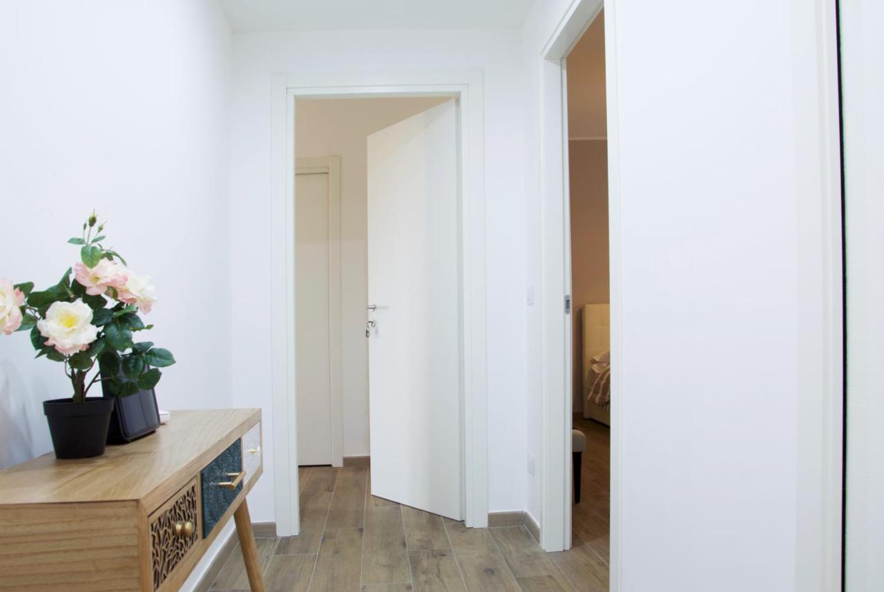 Minerva Rooms Παβία Εξωτερικό φωτογραφία