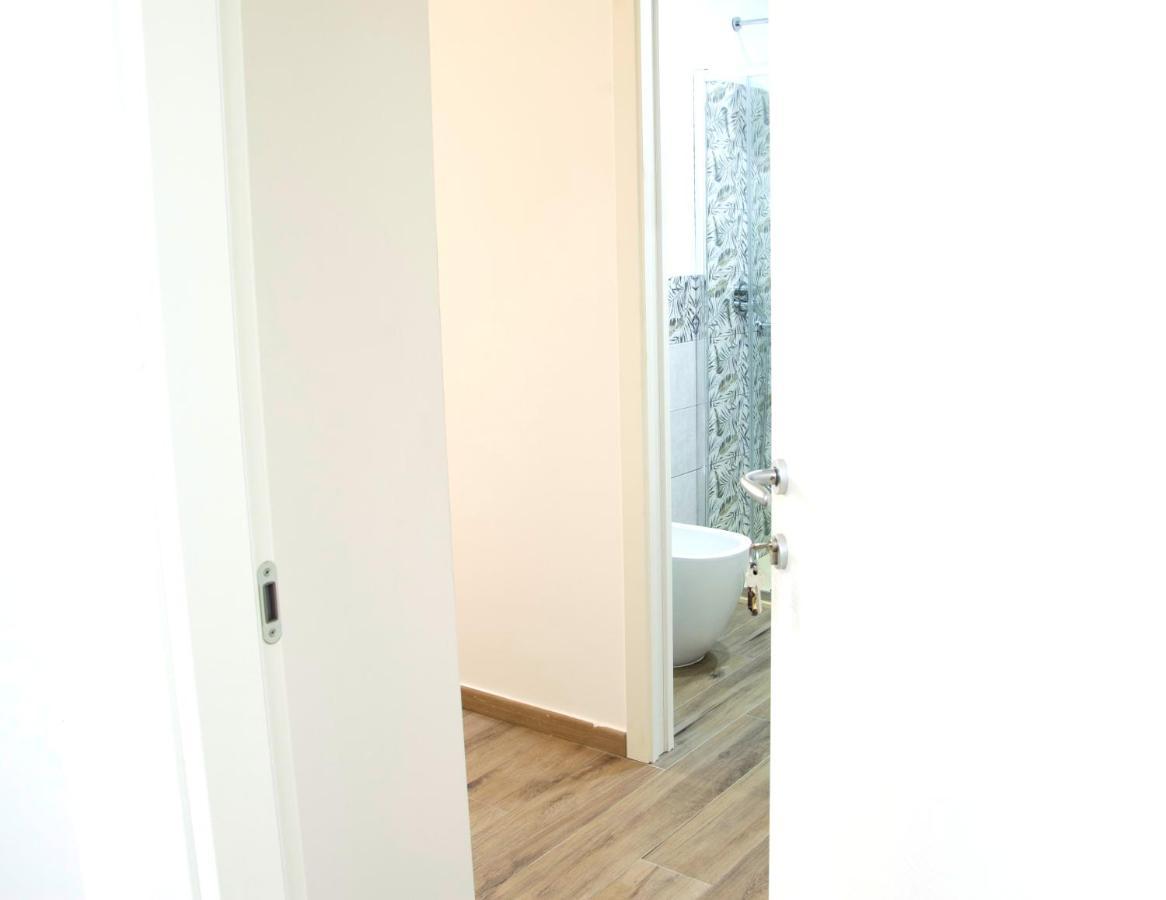 Minerva Rooms Παβία Εξωτερικό φωτογραφία